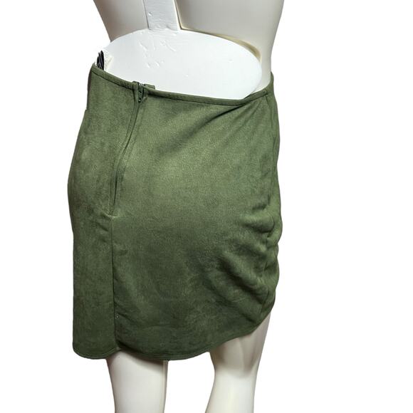 Windsor Green Suede-Like High-Waisted Skirt - Size L - Picture 6 of 10